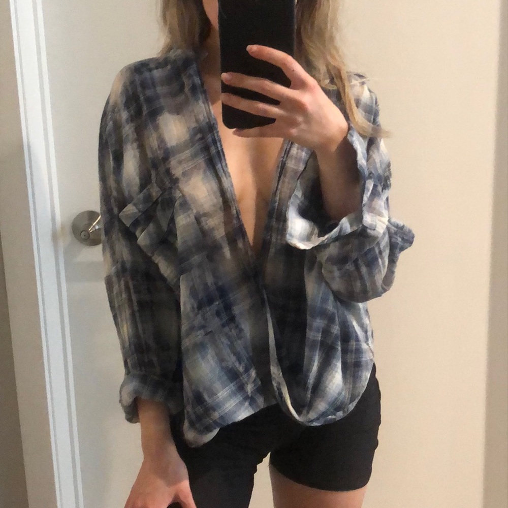 Uniq linen plaid wrap top